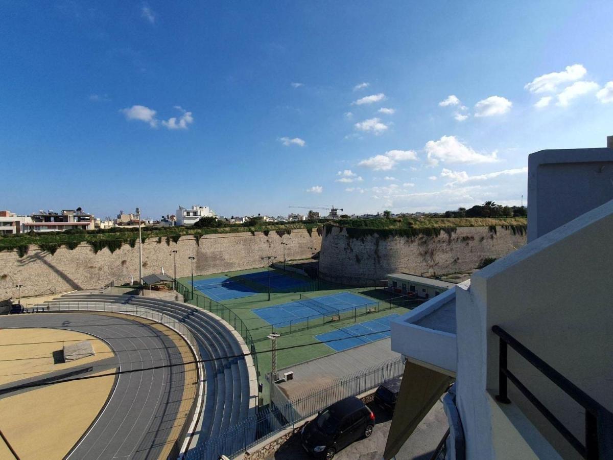 Apartament Piranthou &